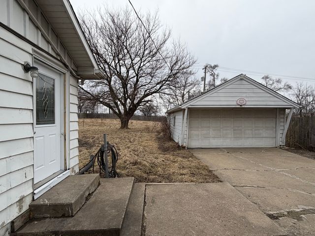 3924 Sunset Avenue, Markham, IL 60428