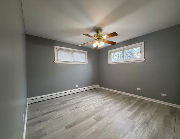 3924 Sunset Avenue, Markham, IL 60428