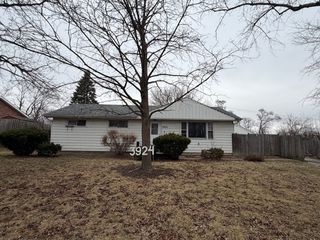 3924 Sunset Avenue, Markham, IL 60428