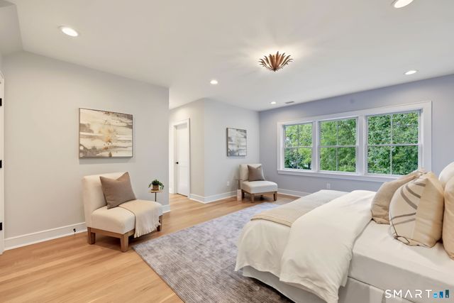 5 Hunter Street, Greenwich, CT 06870