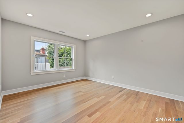 5 Hunter Street, Greenwich, CT 06870
