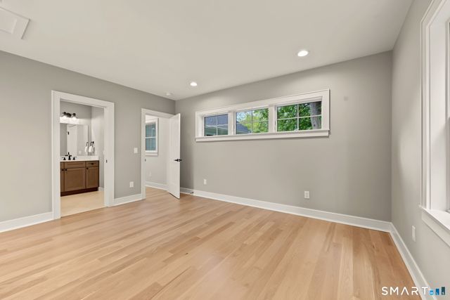 5 Hunter Street, Greenwich, CT 06870