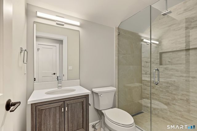 5 Hunter Street, Greenwich, CT 06870