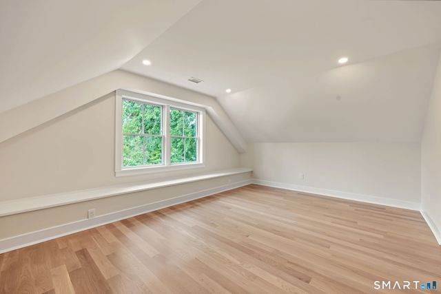 5 Hunter Street, Greenwich, CT 06870