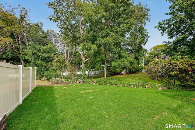 5 Hunter Street, Greenwich, CT 06870