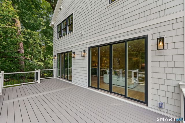 5 Hunter Street, Greenwich, CT 06870