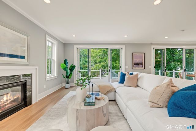 5 Hunter Street, Greenwich, CT 06870
