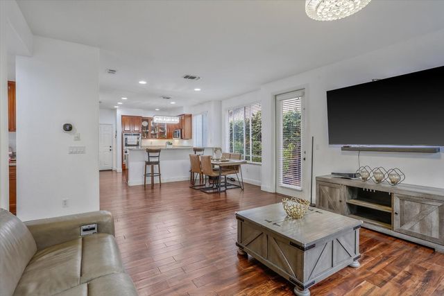 1708 Poppy Field Dr, Roseville, CA 95661