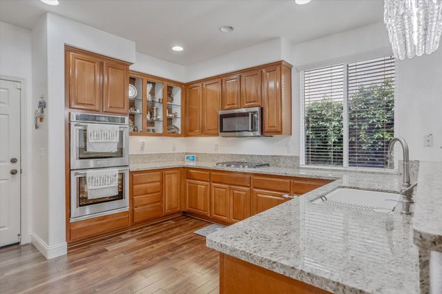 1708 Poppy Field Dr, Roseville, CA 95661