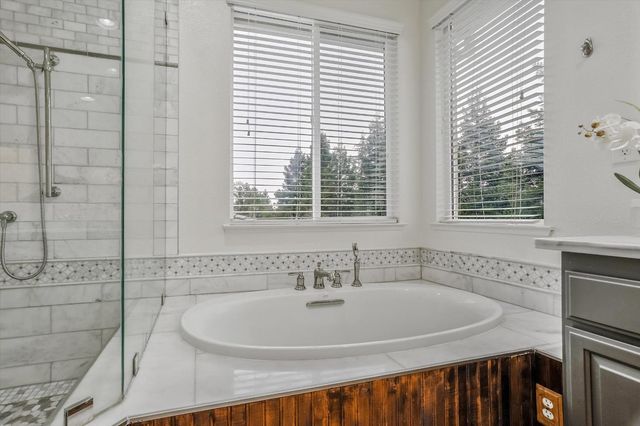 1708 Poppy Field Dr, Roseville, CA 95661