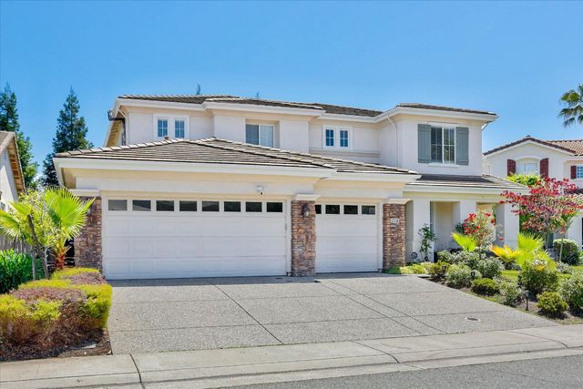 1708 Poppy Field Dr, Roseville, CA 95661