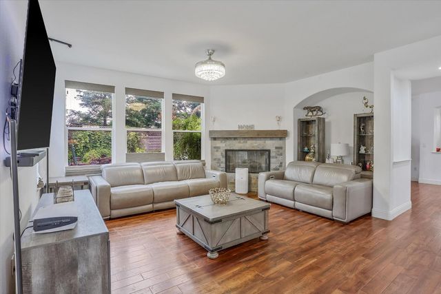 1708 Poppy Field Dr, Roseville, CA 95661