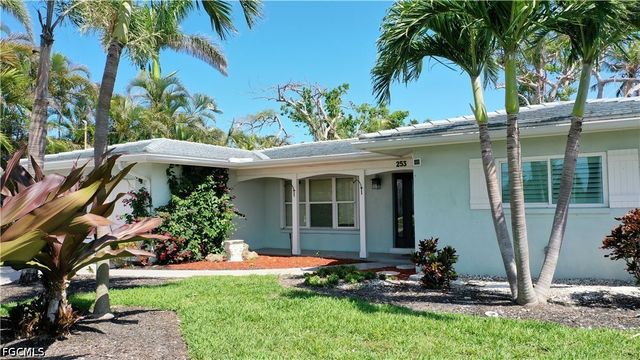 253 Bayshore DR, Cape Coral, FL 33904
