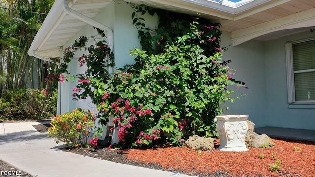 253 Bayshore DR, Cape Coral, FL 33904