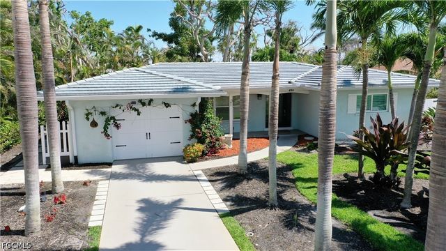 253 Bayshore DR, Cape Coral, FL 33904