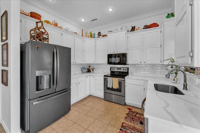 7715 Bridgegate Avenue, Springdale, AR 72762