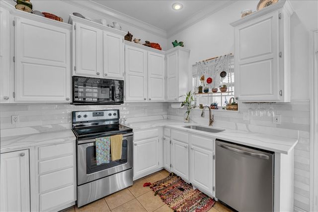 7715 Bridgegate Avenue, Springdale, AR 72762