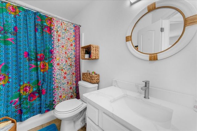 7715 Bridgegate Avenue, Springdale, AR 72762