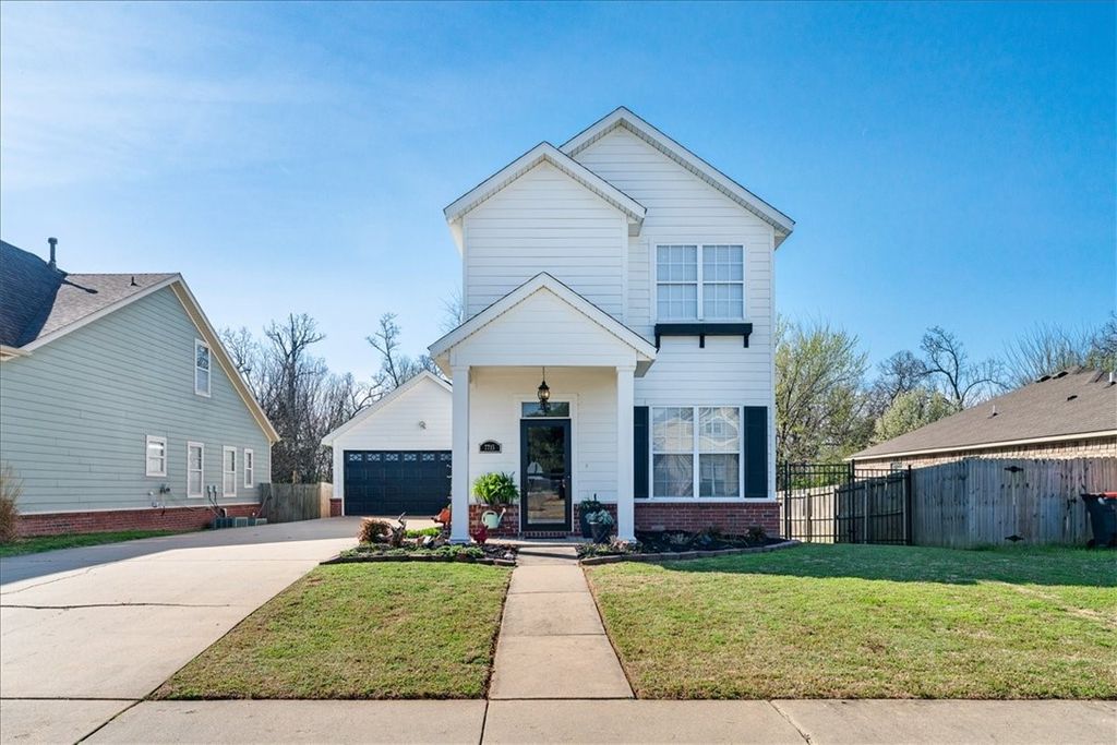 7715 Bridgegate Avenue, Springdale, AR 72762