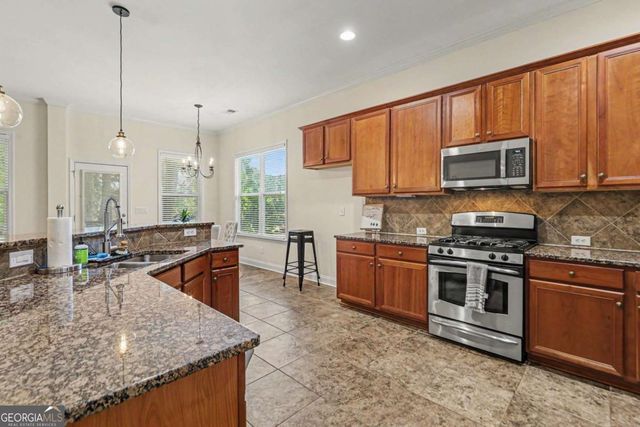 108 Greenview Drive, Newnan, GA 30265