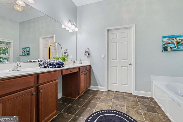 108 Greenview Drive, Newnan, GA 30265