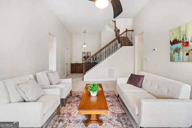 108 Greenview Drive, Newnan, GA 30265