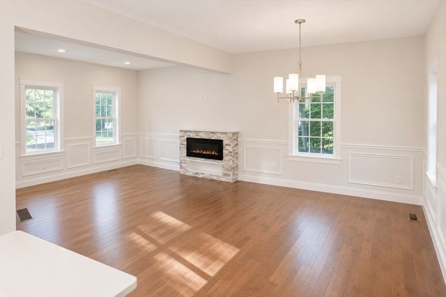 329 Mason Road Ext, Dudley, MA 01571
