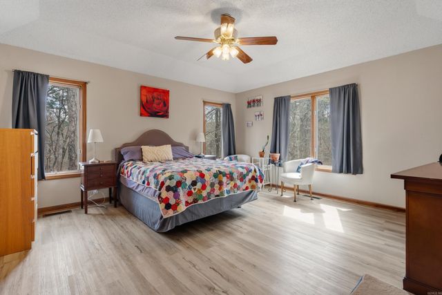 18 LANZA Court, Hot Springs Village, AR 71909