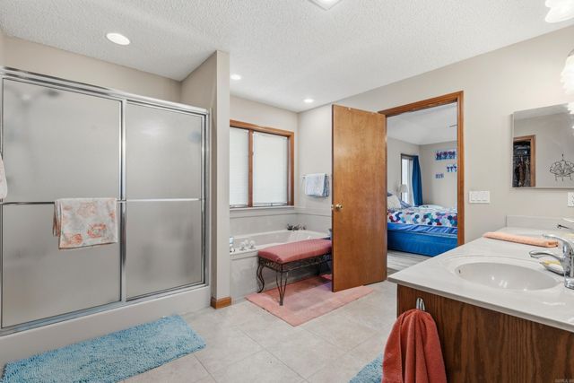 18 LANZA Court, Hot Springs Village, AR 71909