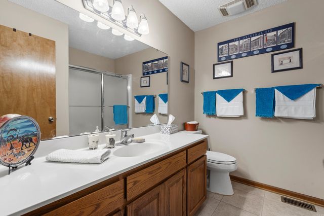 18 LANZA Court, Hot Springs Village, AR 71909