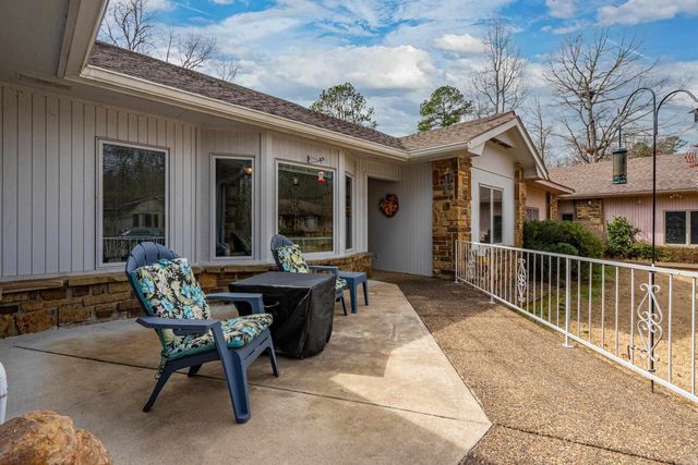 18 LANZA Court, Hot Springs Village, AR 71909