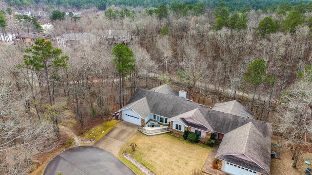 18 LANZA Court, Hot Springs Village, AR 71909