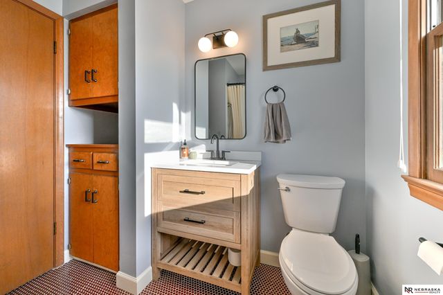 9144 Boyd Street, Omaha, NE 68134