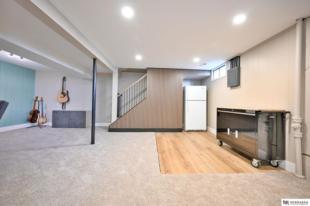 9144 Boyd Street, Omaha, NE 68134