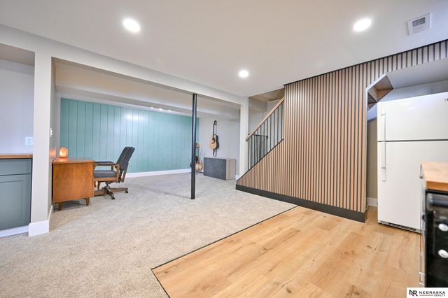 9144 Boyd Street, Omaha, NE 68134