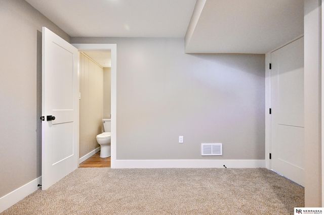 9144 Boyd Street, Omaha, NE 68134