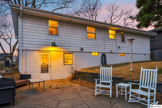 9144 Boyd Street, Omaha, NE 68134