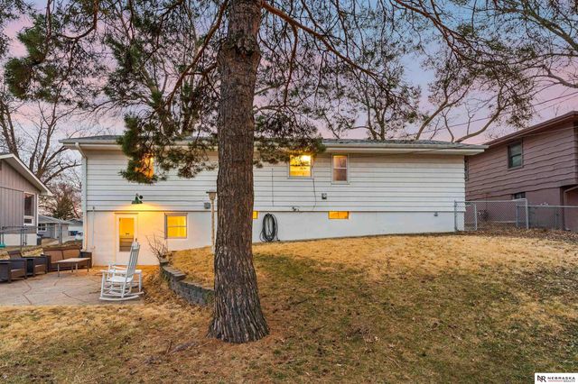 9144 Boyd Street, Omaha, NE 68134