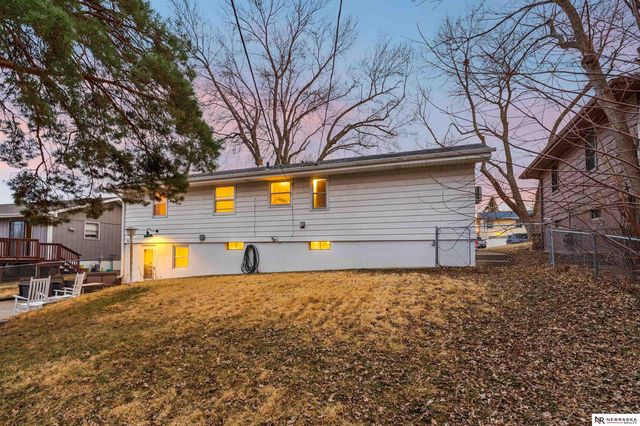 9144 Boyd Street, Omaha, NE 68134