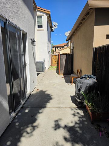 3973 Martis St, West Sacramento, CA 95691