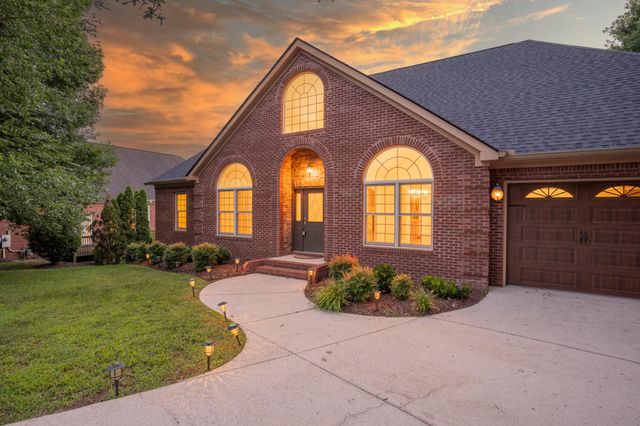 9237 Leaf Brook Lane, Apison, TN 37302