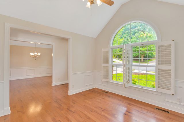 9237 Leaf Brook Lane, Apison, TN 37302