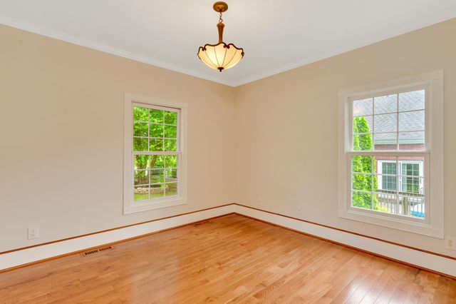 9237 Leaf Brook Lane, Apison, TN 37302