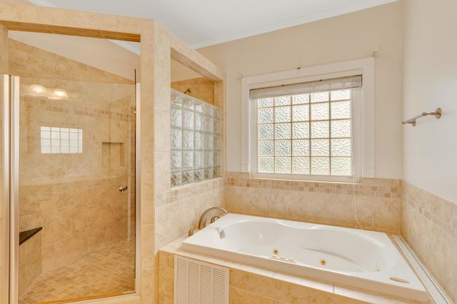 9237 Leaf Brook Lane, Apison, TN 37302