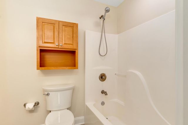9237 Leaf Brook Lane, Apison, TN 37302