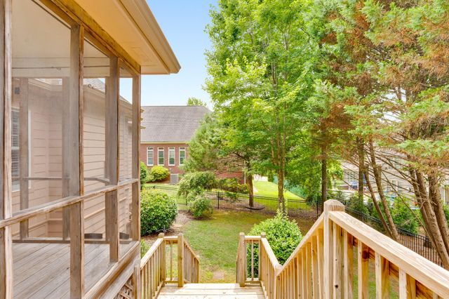 9237 Leaf Brook Lane, Apison, TN 37302