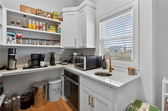 11521 S Mize Road, Olathe, KS 66061