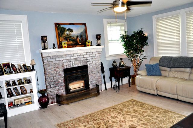 910 Sandy Bluff Rd., Mullins, SC 29574