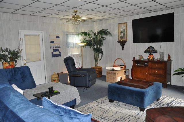 910 Sandy Bluff Rd., Mullins, SC 29574