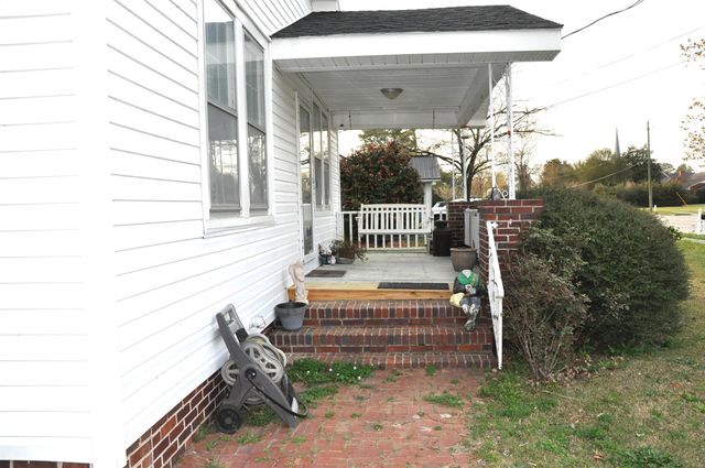 910 Sandy Bluff Rd., Mullins, SC 29574
